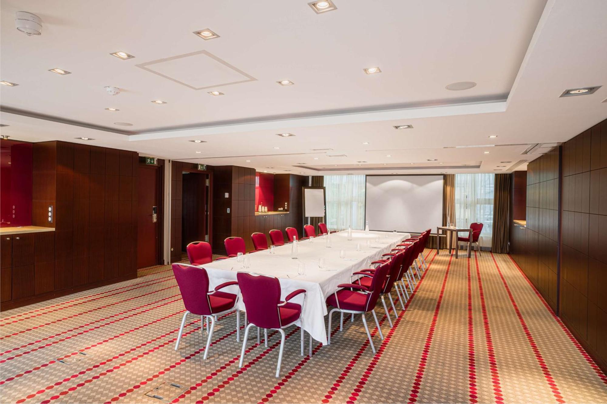 Van Der Valk Hotel Paris Cdg Airport Roissy-en-France Dış mekan fotoğraf